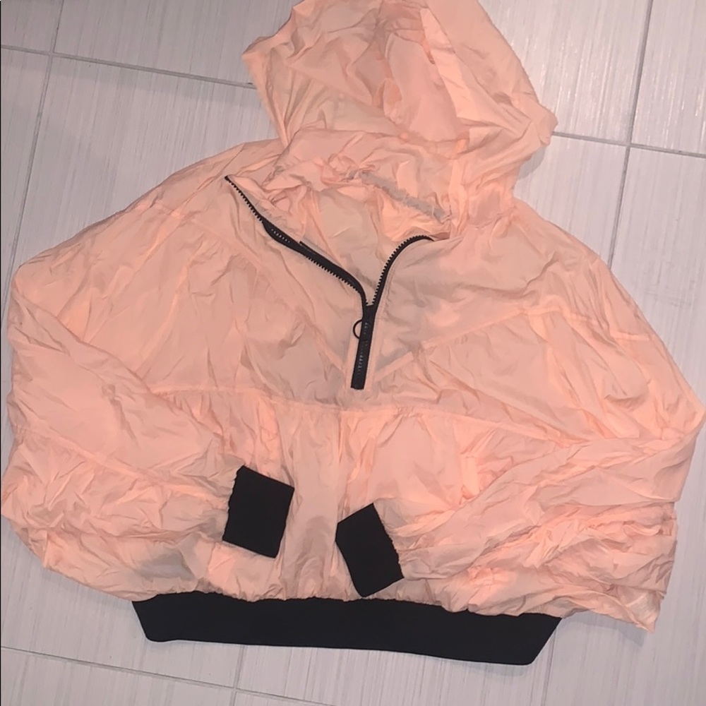 Zara light pink windbreaker black detail!